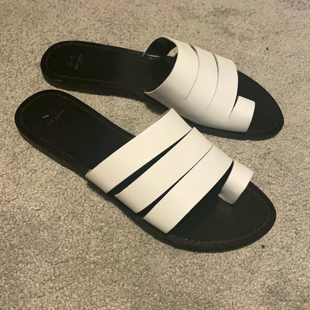 Marc Fisher Rilee Slide Sandal